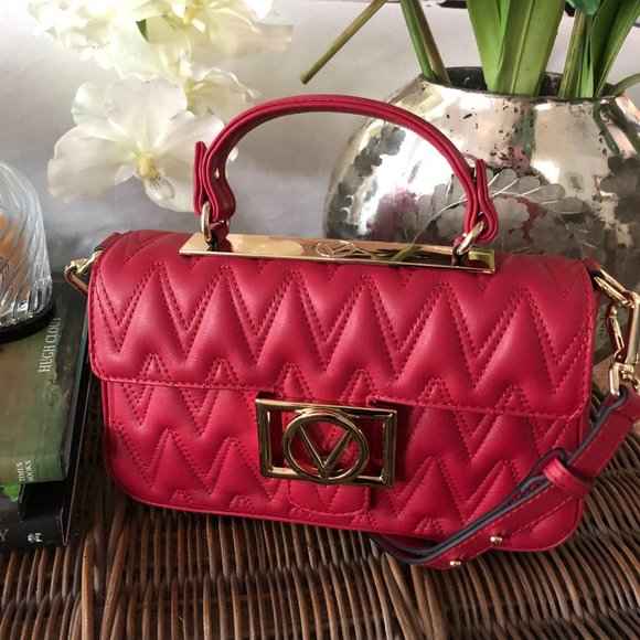 ❤️ NEW Mario VALENTINO Florence D Plate Quilted Red Leather Shoulder Bag - Picture 4 of 11